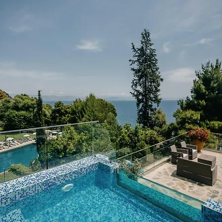 Corfu Palace מלון פראמה